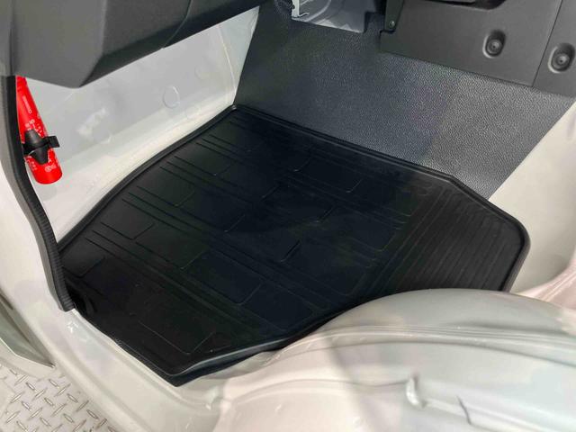 ハイゼットトラックスタンダード　農用スペシャルラジオ　衝突被害軽減システム　荷台作業灯　オートライト　オートハイビーム　デフロック　クリアランスソナー（高知県）の中古車