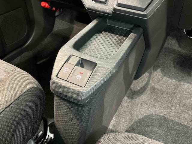タフトＸ後方カメラ　キーフリー　ＬＥＤヘッドライト　オートハイビーム　オートライト　クリアランスソナー　衝突被害軽減システム（高知県）の中古車