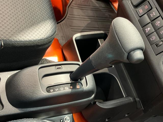 ハイゼットトラックスタンダード　農用スペシャル　４ＷＤデフロック　荷台作業灯　クリアランスソナー　オートライト　オートハイビーム　衝突被害軽減システム（高知県）の中古車