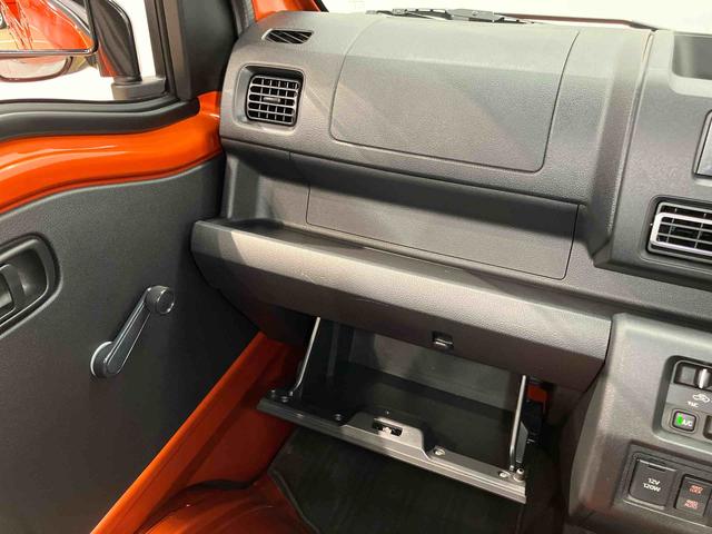 ハイゼットトラックスタンダード　農用スペシャル　４ＷＤデフロック　荷台作業灯　クリアランスソナー　オートライト　オートハイビーム　衝突被害軽減システム（高知県）の中古車