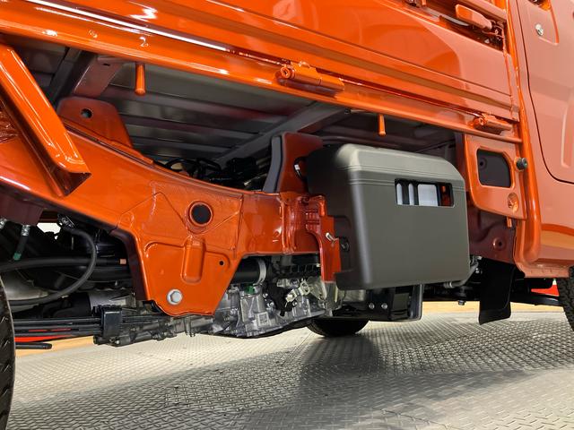ハイゼットトラックスタンダード　農用スペシャル　４ＷＤデフロック　荷台作業灯　クリアランスソナー　オートライト　オートハイビーム　衝突被害軽減システム（高知県）の中古車