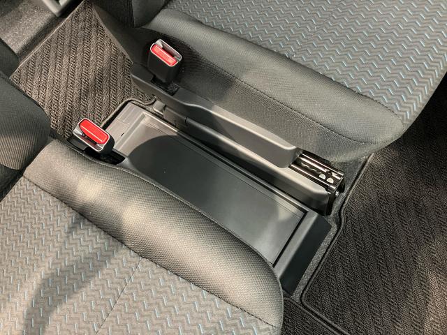 トールカスタムＧディスプレイオーディオ　後方カメラ　Ｂｌｕｅｔｏｏｔｈ接続　ＵＳＢ入力端子　ＨＤＭＩ入力端子　キーフリー　衝突被害軽減システム　左右電動スライドドア　ＬＥＤヘッドライト　オートハイビーム　オートライト（高知県）の中古車