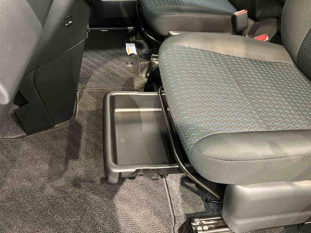 トールカスタムＧディスプレイオーディオ　後方カメラ　Ｂｌｕｅｔｏｏｔｈ接続　ＵＳＢ入力端子　ＨＤＭＩ入力端子　キーフリー　衝突被害軽減システム　左右電動スライドドア　ＬＥＤヘッドライト　オートハイビーム　オートライト（高知県）の中古車