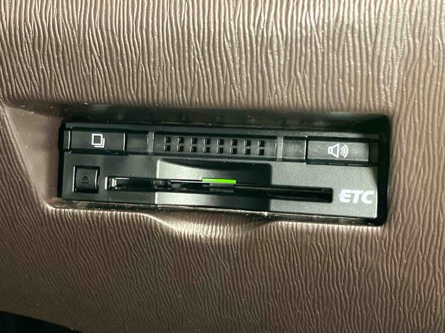 パッソＸ　クツロギ７インチ純正ナビ　ドラレコ　後方カメラ　ＥＴＣ　Ｂｌｕｅｔｏｏｔｈ　キーフリー　ＨＩＤヘッドライト（社外品）（高知県）の中古車