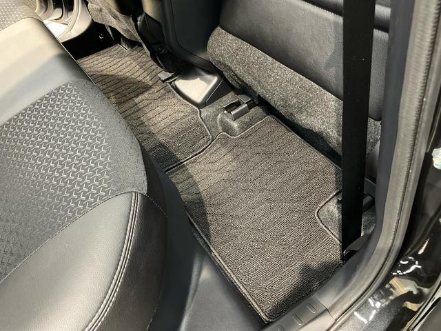 ロッキープレミアムＧ　ＨＥＶ９インチディスプレイオーディオ　後方カメラ　ＵＳＢ入力端子　Ｂｌｕｅｔｏｏｔｈ接続　ＨＤＭＩ入力端子　キーフリー　クルーズコントロール　シートヒーター　クリアランスソナー　衝突被害軽減システム（高知県）の中古車