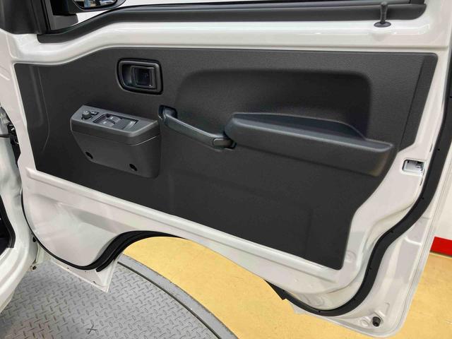 ハイゼットトラックスタンダード　農用スペシャルクリアランスソナー　キーフリー　荷台作業灯　オートライト　オートハイビーム　デフロック　衝突被害軽減システム（高知県）の中古車