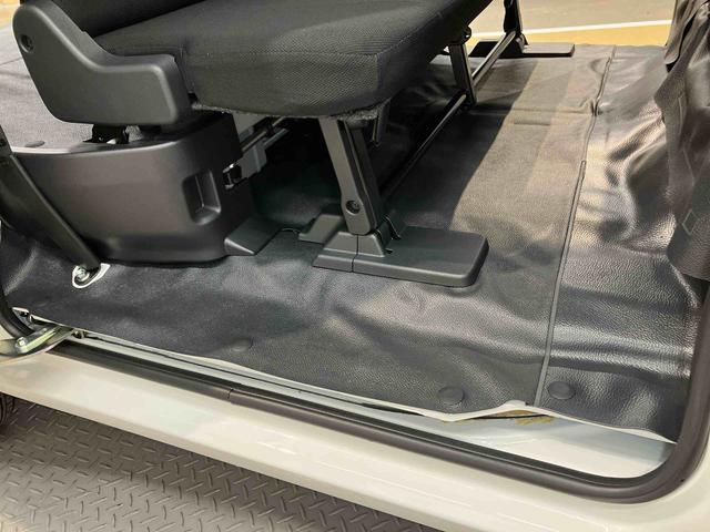 ハイゼットカーゴＤＸ社外ＣＤチューナー　ＵＳＢ入力端子　クリアランスソナー　オートライト　オートハイビーム　衝突被害軽減システム（高知県）の中古車