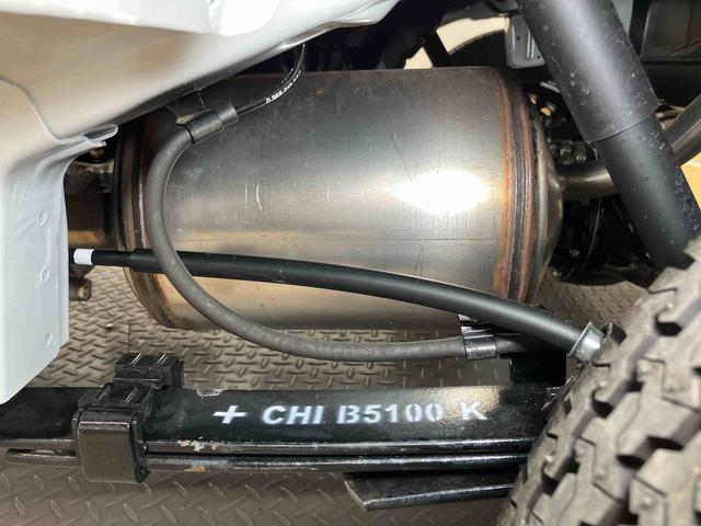 ハイゼットトラックスタンダードクリアランスソナー LEDヘッドライト オートライト オートハイビーム 荷台作業灯 衝突被害軽減システム(高知県)の中古車