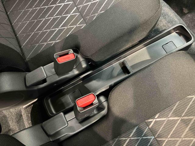 アトレーＲＳ後方カメラ　キーフリー　クルーズコントロール　クリアランスソナー　ＬＥＤヘッドライト　オートライト　オートハイビーム　衝突被害軽減システム（高知県）の中古車