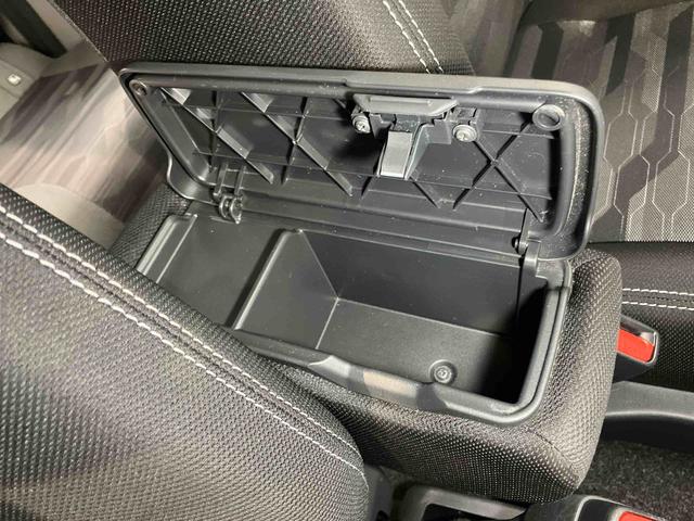 タフトＧ　クロムベンチャー７インチ純正ナビ　後方カメラ　ドラレコ　ＥＴＣ　ＵＳＢ入力端子　Ｂｌｕｅｔｏｏｔｈ接続　キーフリー　シートヒーター　クリアランスソナー　ＬＥＤヘッドライト　オートライト　オートハイビーム（高知県）の中古車