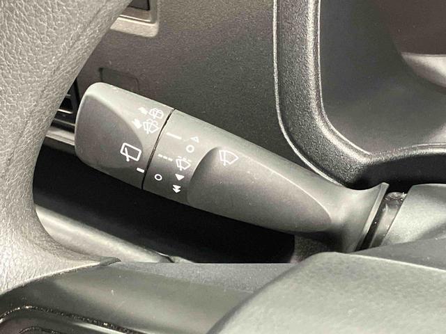 ハイゼットカーゴＤＸＣＤチューナー　ＵＳＢ入力端子　Ｂｌｕｅｔｏｏｔｈ接続　クリアランスソナー　オートライト　オートハイビーム　衝突被害軽減システム（高知県）の中古車