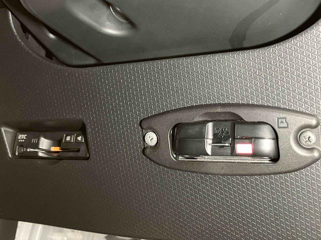 タントカスタムＲＳ１０インチ純正ナビ　全方位カメラ　ドラレコ　ＥＴＣ　ＵＳＢ入力端子　Ｂｌｕｅｔｏｏｔｈ接続　シートヒーター　クルーズコントロール　キーフリー　左右電動スライドドア　ＬＥＤヘッドライト　オートライト（高知県）の中古車