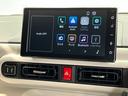 ９インチディスプレイオーディオ　後方カメラ　ＵＳＢ入力端子　Ｂｌｕｅｔｏｏｔｈ接続　ＨＤＭＩ入力端子　キーフリー　シートヒーター　クリアランスソナー　ＬＥＤヘッドライト　オートライト　オートハイビーム（高知県）の中古車