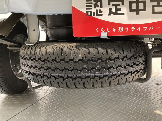 ハイゼットトラックジャンボＳＡIIIｔ４ＷＤ　ＭＴ車　ＳＡＩＩＩｔ　エアコン　パワステ　パワーウインドウ　ＡＢＳ　運転席助手席エアバッグ　キーレスエントリー　ＬＥＤヘッドライト　オーディオ取付部穴　バックカメラ（愛媛県）の中古車