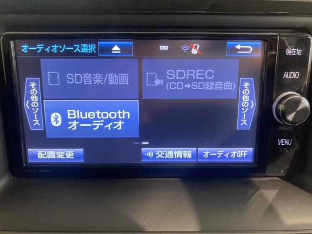 ヴォクシーＸ福祉車両　サイドリフトアップシート　純正ナビ　バックカメラ　フルセグＴＶ　ＣＤ　ＤＶＤ　Ｂｌｕｅｔｏｏｔｈ　ＥＴＣ　両側電動スライドドア　オートライト　ＬＥＤヘッドライト（愛媛県）の中古車