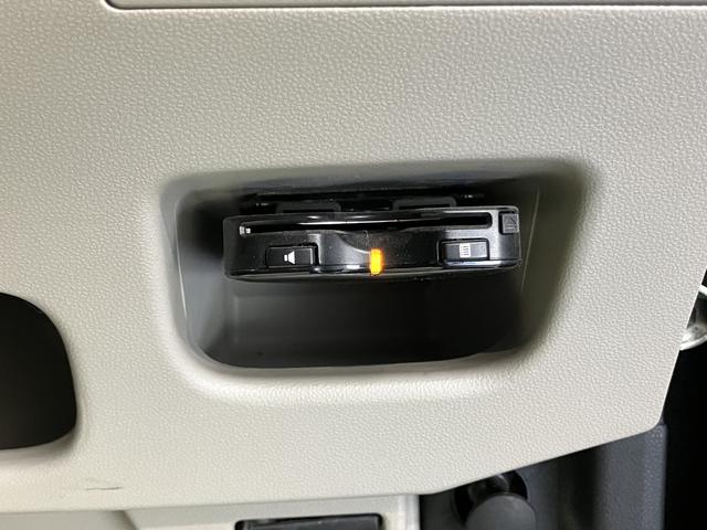 ムーヴＸターボ　ＳＡIII純正ナビ　バックカメラ　ＣＤ　ＤＶＤ　地上デジタルＴＶ　Ｂｌｕｅｔｏｏｔｈ　プッシュスタート　キーフリーシステム　純正アルミホイール　運転席シートヒーター　アイドリングストップ　ＳＡＩＩＩ（愛媛県）の中古車