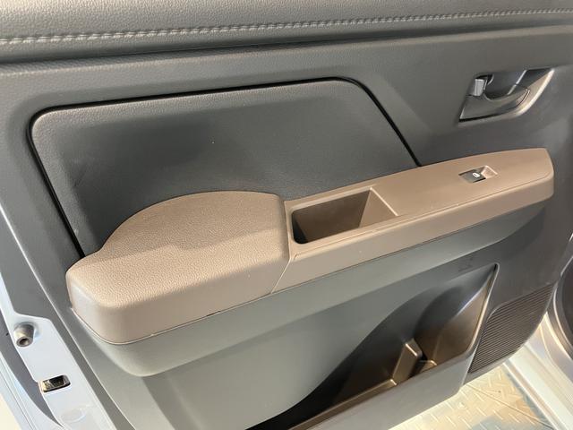 トールＧ純正ナビ　パノラマモニター　ＣＤ　ＤＶＤ　地上デジタルＴＶ　Ｂｌｕｅｔｏｏｔｈ　ＵＳＢ　ドライブレコーダー　ＥＴＣ　プッシュスタート　両側電動スライドドア　ＬＥＤヘッドライト　オートライト（愛媛県）の中古車