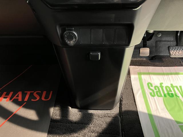 トールＧ純正ナビ　パノラマモニター　ＣＤ　ＤＶＤ　地上デジタルＴＶ　Ｂｌｕｅｔｏｏｔｈ　ＵＳＢ　ドライブレコーダー　ＥＴＣ　プッシュスタート　両側電動スライドドア　ＬＥＤヘッドライト　オートライト（愛媛県）の中古車