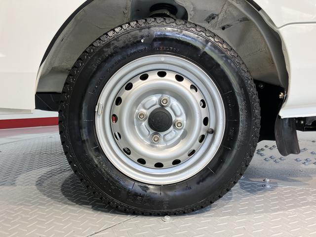 ハイゼットトラックスタンダード４ＷＤ　ＡＴ車　ラジオ　マニュアルエアコン　パワステ　ＡＢＳ　運転席エアバッグ　助手席エアバッグ（愛媛県）の中古車