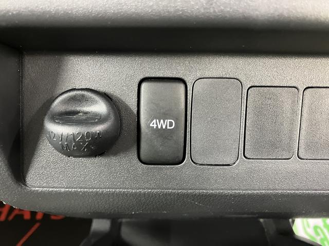 ハイゼットトラックスタンダード４ＷＤ　ＡＴ車　ラジオ　マニュアルエアコン　パワステ　ＡＢＳ　運転席エアバッグ　助手席エアバッグ（愛媛県）の中古車