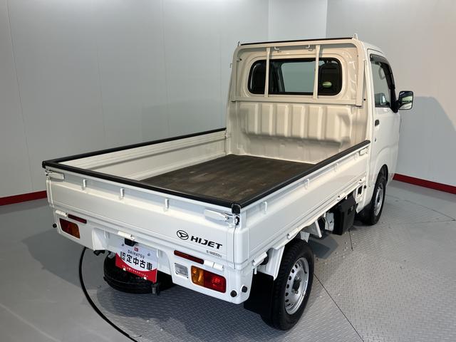 ハイゼットトラックスタンダード４ＷＤ　ＡＴ車　ラジオ　マニュアルエアコン　パワステ　ＡＢＳ　運転席エアバッグ　助手席エアバッグ（愛媛県）の中古車