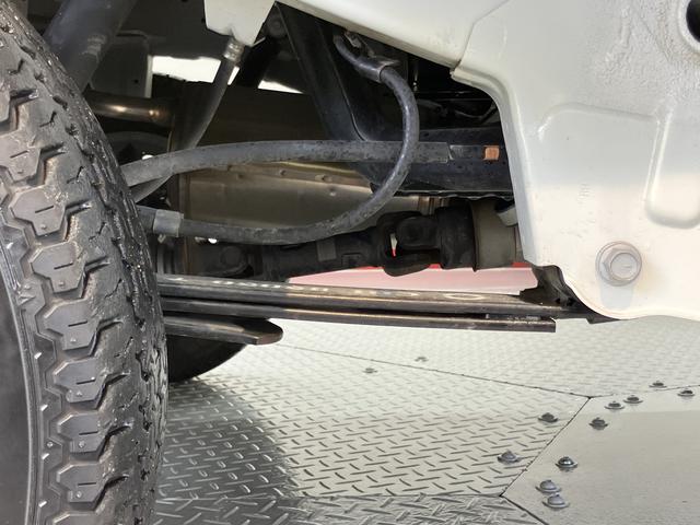 ハイゼットトラックスタンダード４ＷＤ　ＡＴ車　ラジオ　マニュアルエアコン　パワステ　ＡＢＳ　運転席エアバッグ　助手席エアバッグ（愛媛県）の中古車