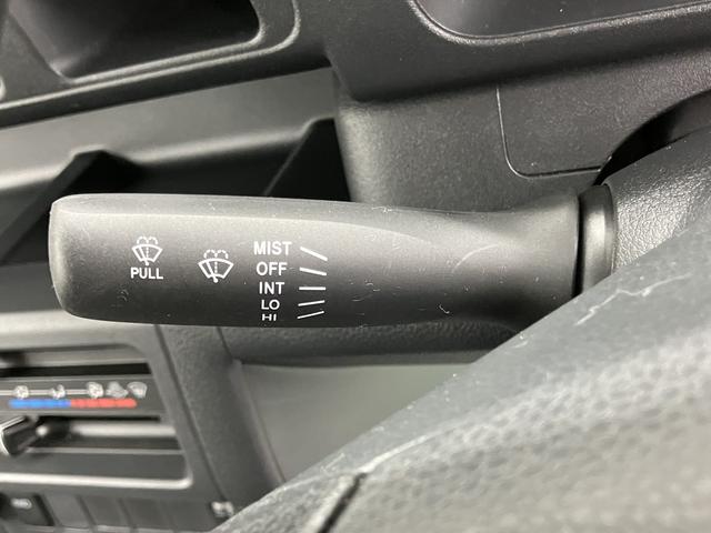 ハイゼットトラックスタンダード４ＷＤ　ＡＴ車　ラジオ　マニュアルエアコン　パワステ　ＡＢＳ　運転席エアバッグ　助手席エアバッグ（愛媛県）の中古車