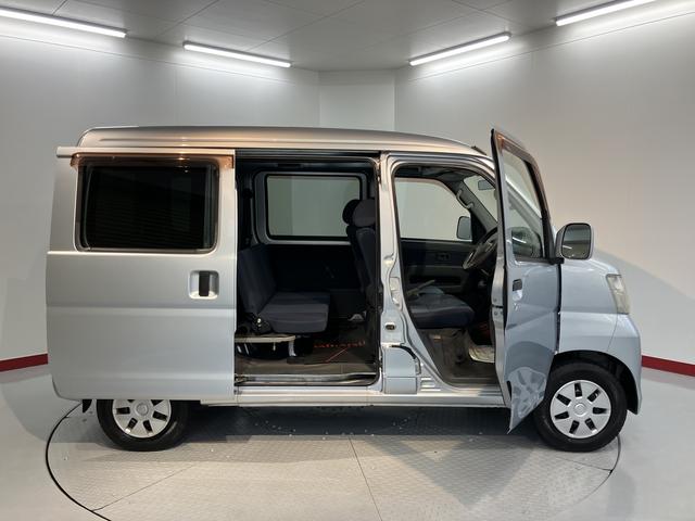 ハイゼットカーゴクルーズ２ＷＤ　ＭＴ車　エアコン　パワステ　パワーウインドウ　ＡＢＳ　電動格納ミラー　エアバッグ　ＣＤ　ＣＤ　両側スライドドア　キーレスエントリー（愛媛県）の中古車
