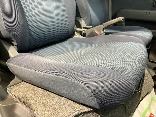 ハイゼットカーゴクルーズ２ＷＤ　ＭＴ車　エアコン　パワステ　パワーウインドウ　ＡＢＳ　電動格納ミラー　エアバッグ　ＣＤ　ＣＤ　両側スライドドア　キーレスエントリー（愛媛県）の中古車