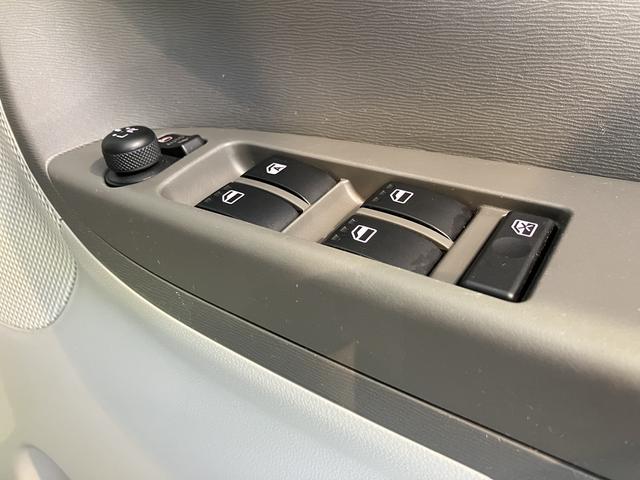 タントＸ　ＳＡIII純正ナビ　バックカメラ　ＣＤ　ＤＶＤ　地上デジタルＴＶ　Ｂｌｕｅｔｏｏｔｈ　ＵＳＢ　ドライブレコーダー　ＥＴＣ　プッシュスタート　運転席シートヒーター　左側電動スライドドア　ＳＡＩＩＩ　オートライト（愛媛県）の中古車