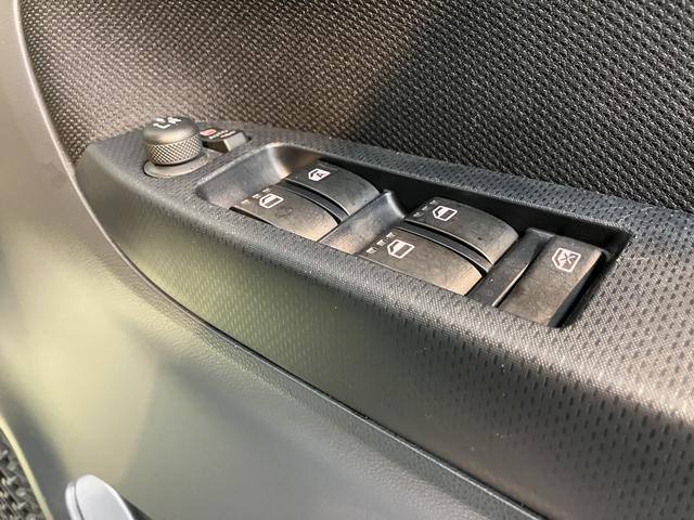 ムーヴＸターボ　ＳＡIII純正ナビ　バックカメラ　ＣＤ　ＤＶＤ　地上デジタルＴＶ　Ｂｌｕｅｔｏｏｔｈ　ＵＳＢ　ドライブレコーダー　ＥＴＣ　プッシュスタート　運転席シートヒーター　オートライト　ＳＡＩＩＩ　アイドリングストップ（愛媛県）の中古車