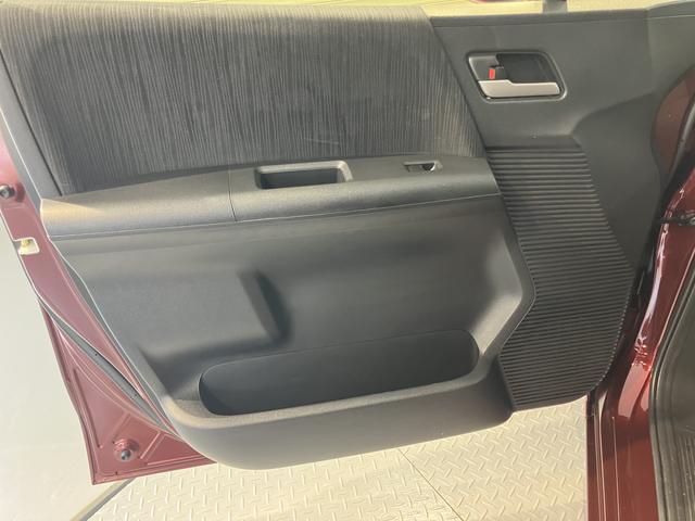 フリードＧ　プレミアムエディション純正ナビ　バックカメラ　フルセグＴＶ　ＣＤ　ＤＶＤ　Ｂｌｕｅｔｏｏｔｈ　クルーズコントロール　ＥＴＣ　後席モニター　両側電動スライドドア　オートライト　電動格納ドアミラー　キーフリーシステム（愛媛県）の中古車