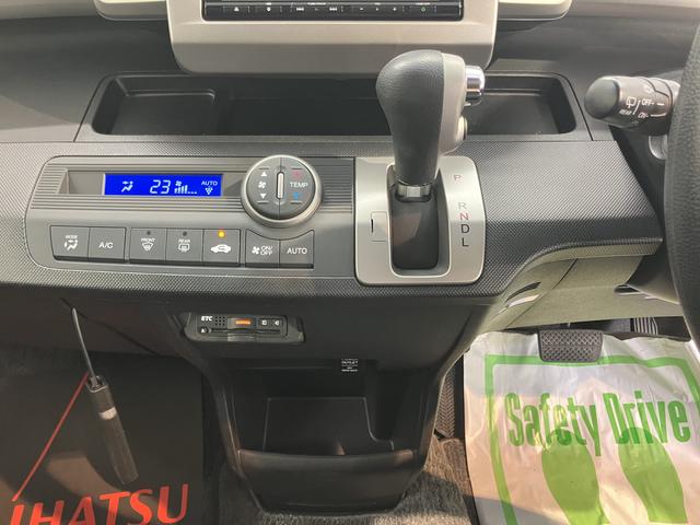 フリードＧ　プレミアムエディション純正ナビ　バックカメラ　フルセグＴＶ　ＣＤ　ＤＶＤ　Ｂｌｕｅｔｏｏｔｈ　クルーズコントロール　ＥＴＣ　後席モニター　両側電動スライドドア　オートライト　電動格納ドアミラー　キーフリーシステム（愛媛県）の中古車