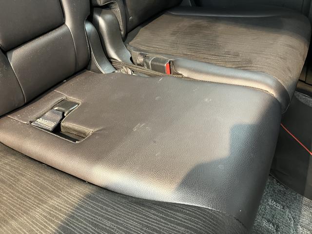 フリードＧ　プレミアムエディション純正ナビ　バックカメラ　フルセグＴＶ　ＣＤ　ＤＶＤ　Ｂｌｕｅｔｏｏｔｈ　クルーズコントロール　ＥＴＣ　後席モニター　両側電動スライドドア　オートライト　電動格納ドアミラー　キーフリーシステム（愛媛県）の中古車