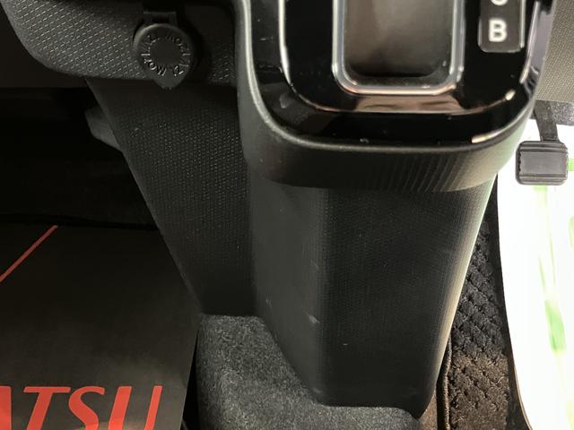 タントカスタムＲＳスマアシ　純正ナビ　バックカメラ　フルセグＴＶ　ＣＤ　ＤＶＤ　ＵＳＢ　Ｂｌｕｅｔｏｏｔｈ　両側電動スライドドア　前席シートヒーター　クルーズコントロール　オートライト　ＬＥＤヘッドライト　キーフリー（愛媛県）の中古車
