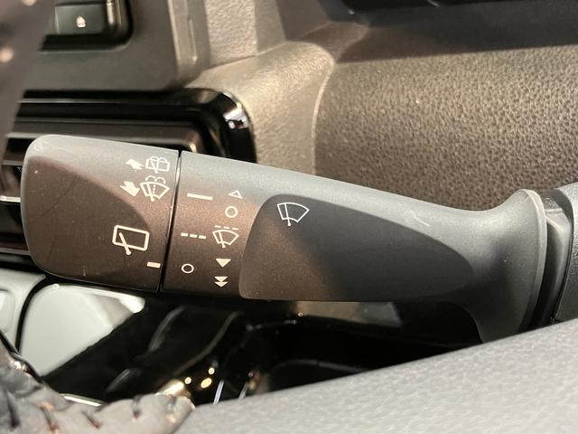 タントカスタムＲＳスマアシ　純正ナビ　バックカメラ　フルセグＴＶ　ＣＤ　ＤＶＤ　ＵＳＢ　Ｂｌｕｅｔｏｏｔｈ　両側電動スライドドア　前席シートヒーター　クルーズコントロール　オートライト　ＬＥＤヘッドライト　キーフリー（愛媛県）の中古車