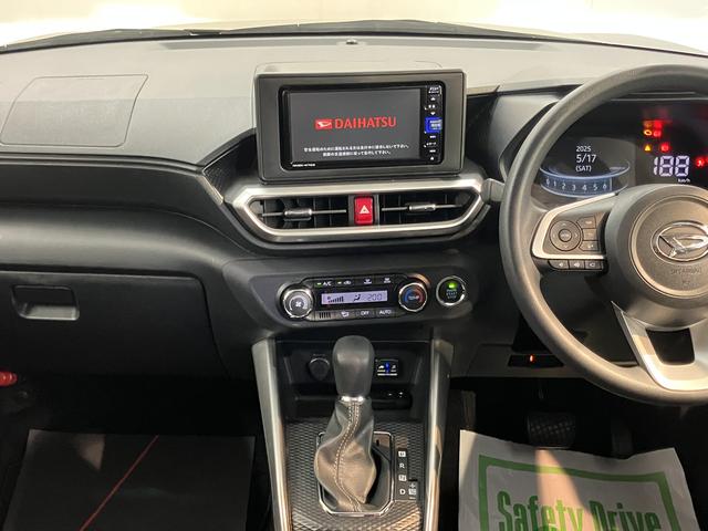 ロッキーＧ純正ナビ　パノラマモニター　ＣＤ　ＤＶＤ　地上デジタルＴＶ　Ｂｌｕｅｔｏｏｔｈ　ＵＳＢ　ドライブレコーダー　ＥＴＣ　プッシュスタート　運転席助手席シートヒーター　クルーズコントロール（愛媛県）の中古車