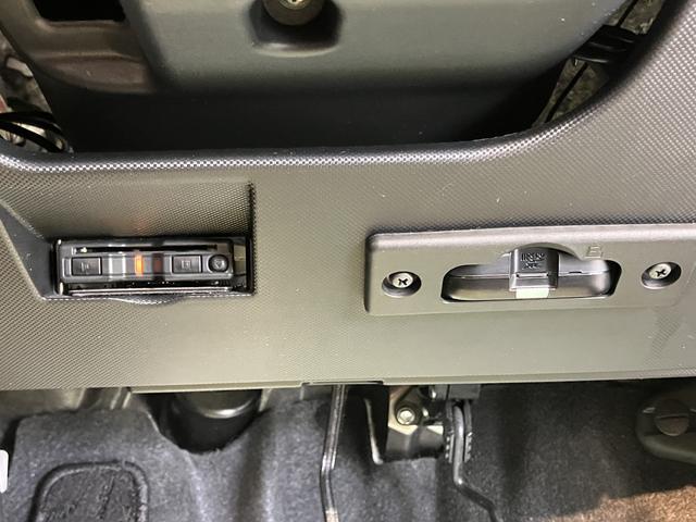 ロッキーＧ純正ナビ　パノラマモニター　ＣＤ　ＤＶＤ　地上デジタルＴＶ　Ｂｌｕｅｔｏｏｔｈ　ＵＳＢ　ドライブレコーダー　ＥＴＣ　プッシュスタート　運転席助手席シートヒーター　クルーズコントロール（愛媛県）の中古車