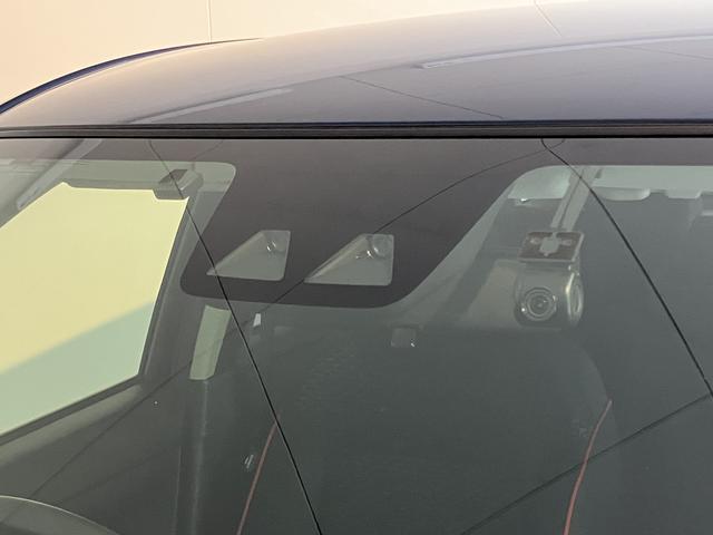 ロッキーＧ純正ナビ　パノラマモニター　ＣＤ　ＤＶＤ　地上デジタルＴＶ　Ｂｌｕｅｔｏｏｔｈ　ＵＳＢ　ドライブレコーダー　ＥＴＣ　プッシュスタート　運転席助手席シートヒーター　クルーズコントロール（愛媛県）の中古車