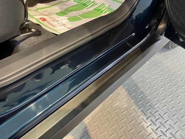 ロッキーＧ純正ナビ　パノラマモニター　ＣＤ　ＤＶＤ　地上デジタルＴＶ　Ｂｌｕｅｔｏｏｔｈ　ＵＳＢ　ドライブレコーダー　ＥＴＣ　プッシュスタート　運転席助手席シートヒーター　クルーズコントロール（愛媛県）の中古車