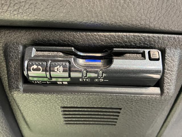 レヴォーグ２．０ＧＴアイサイト純正ナビ　バックカメラ　ＣＤ　ＤＶＤ　地上デジタルＴＶ　Ｂｌｕｅｔｏｏｔｈ　ＵＳＢ　プッシュスタート　クルーズコントロール　電動パーキング　ＬＥＤヘッドライト　オートライト　運転席助手席パワーシート（愛媛県）の中古車
