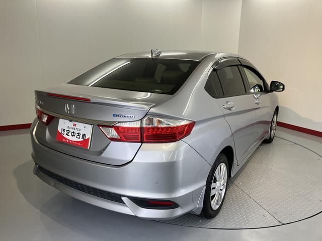 グレイスハイブリッドＬＸ・ホンダセンシング純正ナビ　バックカメラ　フルセグＴＶ　ＣＤ　ＤＶＤ　ＵＳＢ　Ｂｌｕｅｔｏｏｔｈ　ＥＴＣ　ドラレコ　クルーズコントロール　オートライト　ＬＥＤヘッドライト　プッシュスタート　アイドリングストップ（愛媛県）の中古車