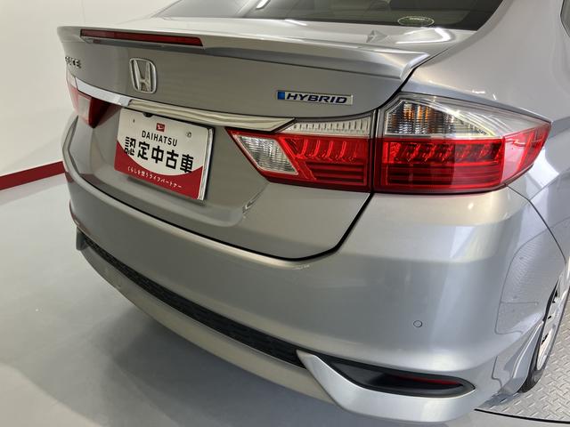グレイスハイブリッドＬＸ・ホンダセンシング純正ナビ　バックカメラ　フルセグＴＶ　ＣＤ　ＤＶＤ　ＵＳＢ　Ｂｌｕｅｔｏｏｔｈ　ＥＴＣ　ドラレコ　クルーズコントロール　オートライト　ＬＥＤヘッドライト　プッシュスタート　アイドリングストップ（愛媛県）の中古車