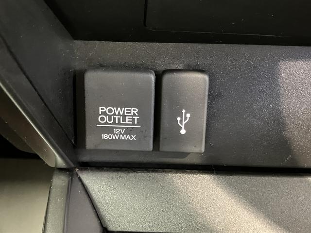グレイスハイブリッドＬＸ・ホンダセンシング純正ナビ　バックカメラ　フルセグＴＶ　ＣＤ　ＤＶＤ　ＵＳＢ　Ｂｌｕｅｔｏｏｔｈ　ＥＴＣ　ドラレコ　クルーズコントロール　オートライト　ＬＥＤヘッドライト　プッシュスタート　アイドリングストップ（愛媛県）の中古車