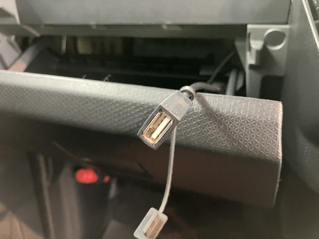 タントカスタムＲＳスマアシ　ナビ　バックカメラ　フルセグＴＶ　ＣＤ　ＤＶＤ　ＵＳＢ　Ｂｌｕｅｔｏｏｔｈ　ＥＴＣ　両側電動スライドドア　前席シートヒーター　オートライト　ＬＥＤヘッドライト　アイドリングストップ（愛媛県）の中古車