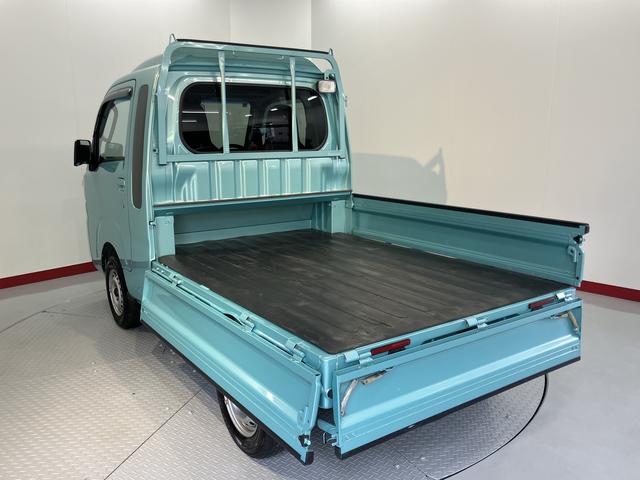 ハイゼットトラックジャンボＳＡIIIｔＳＡＩＩＩｔ　４ＷＤ　ＡＴ車　ＣＤ　ＵＳＢ　マニュアルエアコン　パワステ　エアバッグ　ＡＢＳ　オートライト　ＬＥＤヘッドライト　障害物センサー　荷台作業灯　キーレスエントリー（愛媛県）の中古車