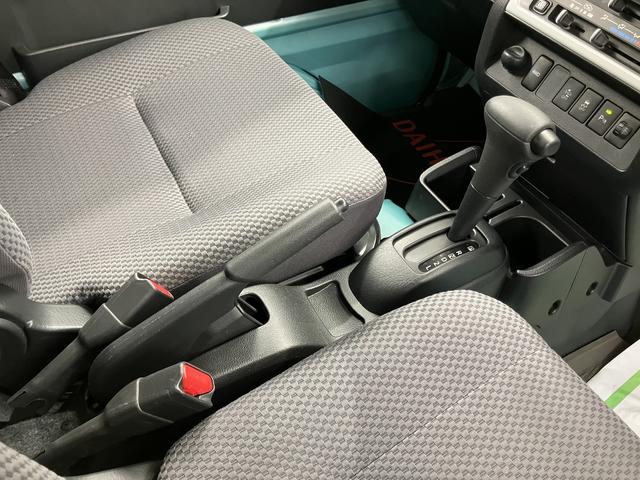 ハイゼットトラックジャンボＳＡIIIｔＳＡＩＩＩｔ　４ＷＤ　ＡＴ車　ＣＤ　ＵＳＢ　マニュアルエアコン　パワステ　エアバッグ　ＡＢＳ　オートライト　ＬＥＤヘッドライト　障害物センサー　荷台作業灯　キーレスエントリー（愛媛県）の中古車
