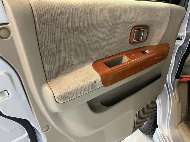 アトレーワゴンカスタムターボＲＳリミテッド４ＷＤ　ＡＴ車　ナビ　フルセグＴＶ　ＣＤ　ＤＶＤ　ＥＴＣ　左側電動スライドドア　ディスチャージヘッドライト　キーレスエントリー（愛媛県）の中古車