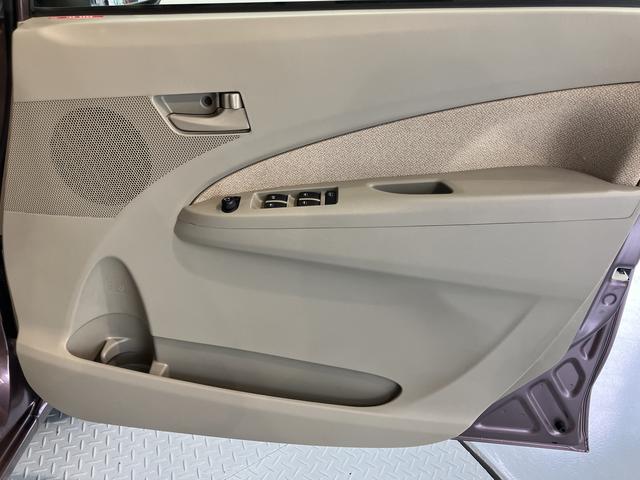 ムーヴＸリミテッド純正ナビ　バックカメラ　ワンセグＴＶ　ＣＤ　ＥＴＣ　プッシュスタート　アイドリングストップ　ベンチシート　電動格納ドアミラー　キーフリーシステム（愛媛県）の中古車