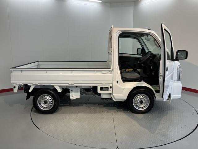 キャリイトラックＫＣエアコン・パワステ農繁仕様４ＷＤ　ＭＴ車　エアコン　パワステ　パワーウィンド　ＡＢＳ　エアバッグ　キーレスエントリー　ラジオ　作業灯　オートライト（愛媛県）の中古車